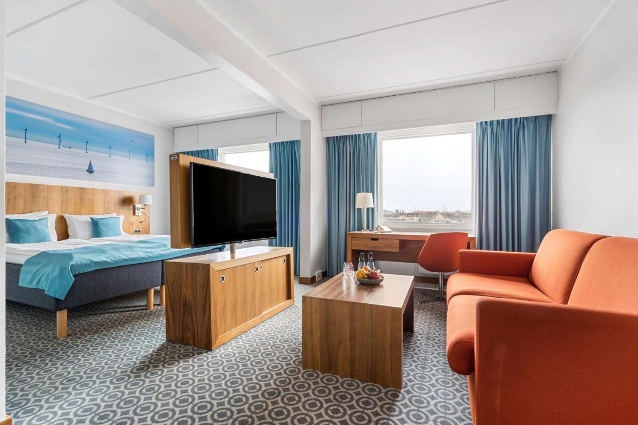 Western Park Globetrotter Airport Hotell 3*